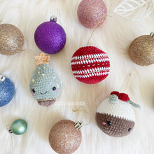 Load image into Gallery viewer, Christmas Baubles Crochet Pattern Vol 1
