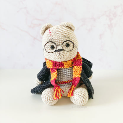 crochet Amigurumi wizard bear pattern