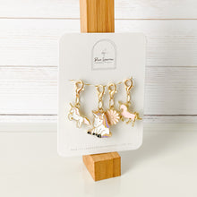 Load image into Gallery viewer, UNICORNS FLOWER STITCH MARKERS
