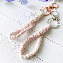 Load image into Gallery viewer, crochet keyring keychain wristlet
